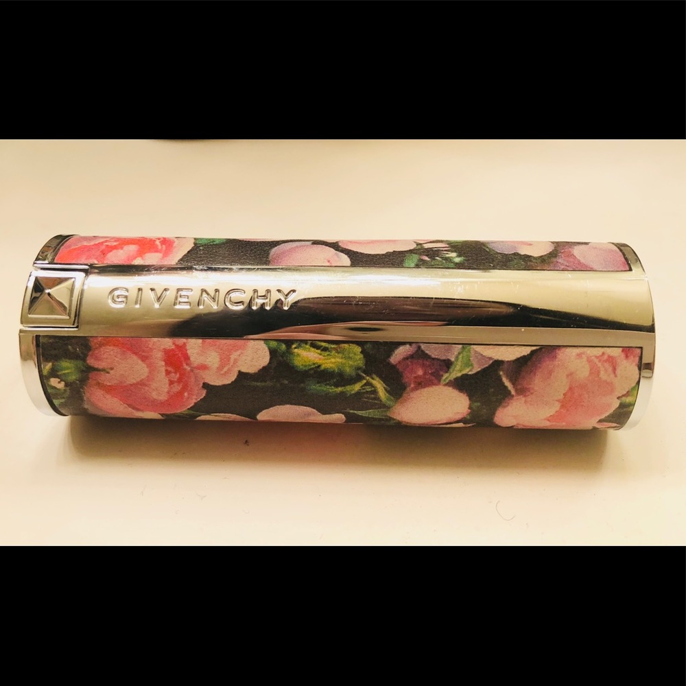 [Givenchy] Le Rouge Lipstick 💄 - Picture 3 of 4